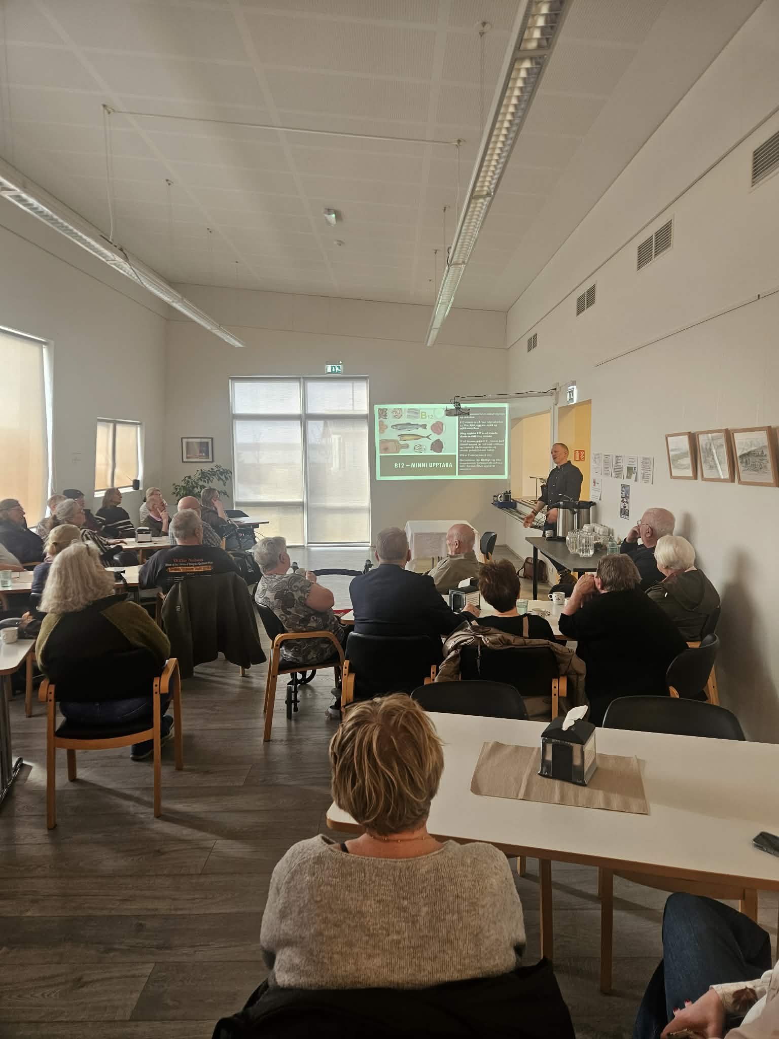 Afar áhugavert erindi hjá Geir.