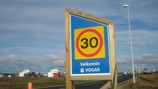 30 km hámarkshraði í Vogum