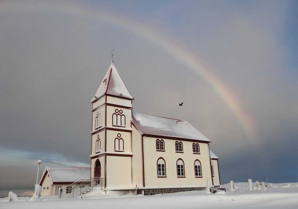 Fjölskyldustund í Kálfatjarnarkirkju.
