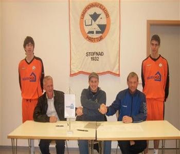 Fótboltasumarið að hefjast í Vogum