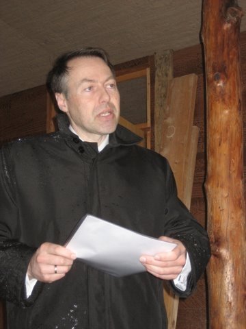 Áskorun íbúa á Vatnsleysuströnd afhent