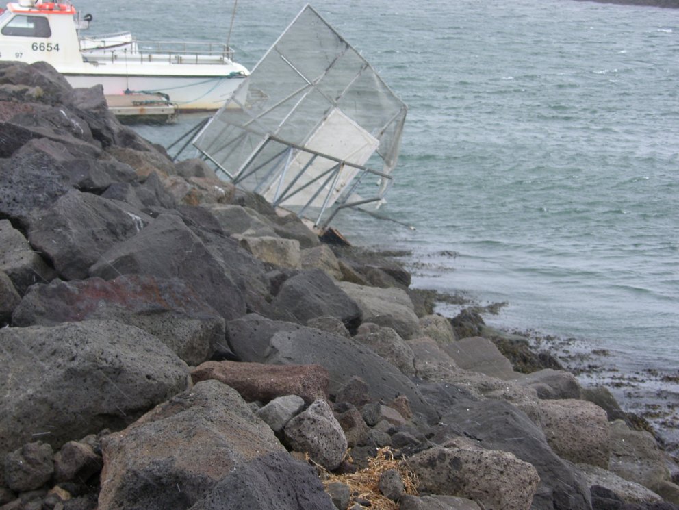 Flotbryggjur löskuðust í óveðrinu