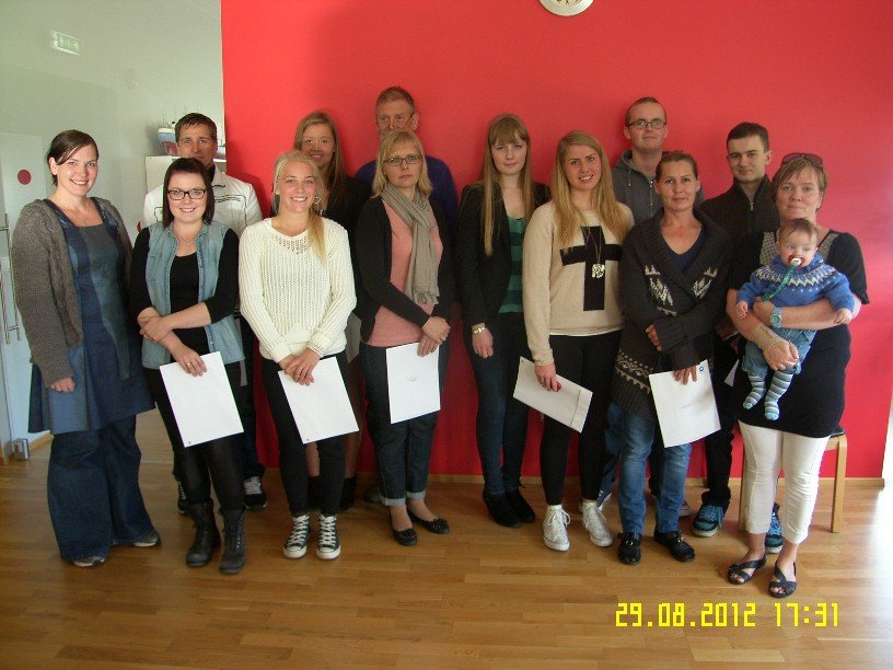 Fengu afhentar viðurkenningar úr menntasjóði