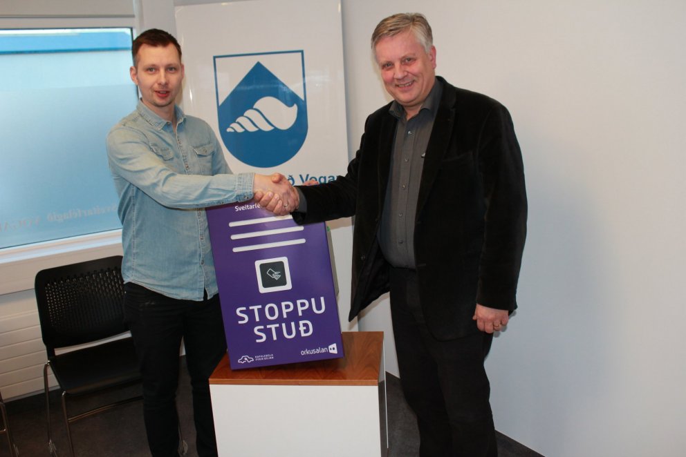 Orkusalan gefur hleðslustöð