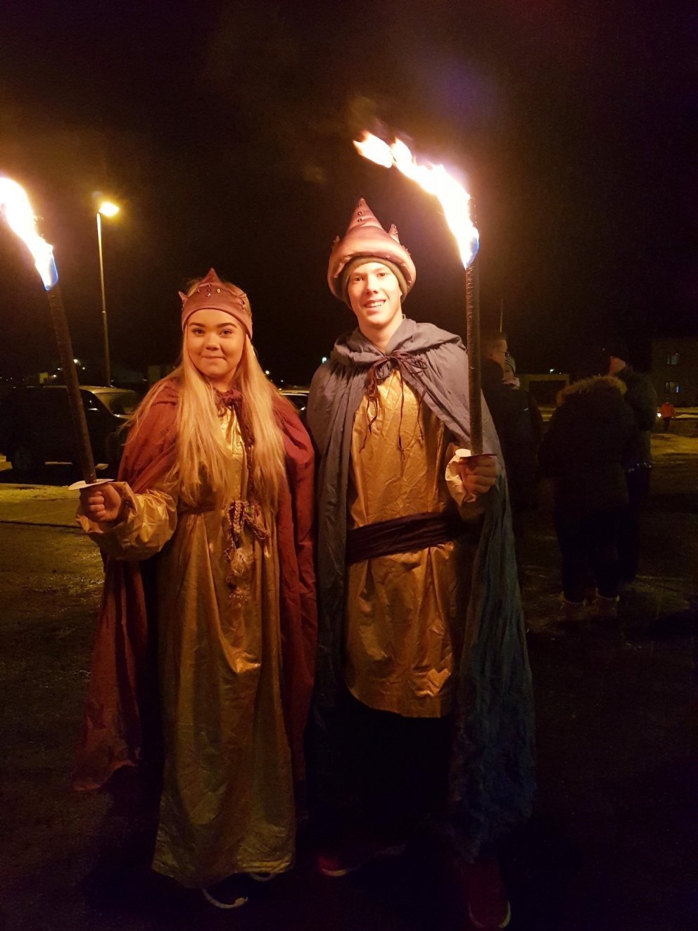 Jólin kvödd með gleði og söng í blíðskaparveðri