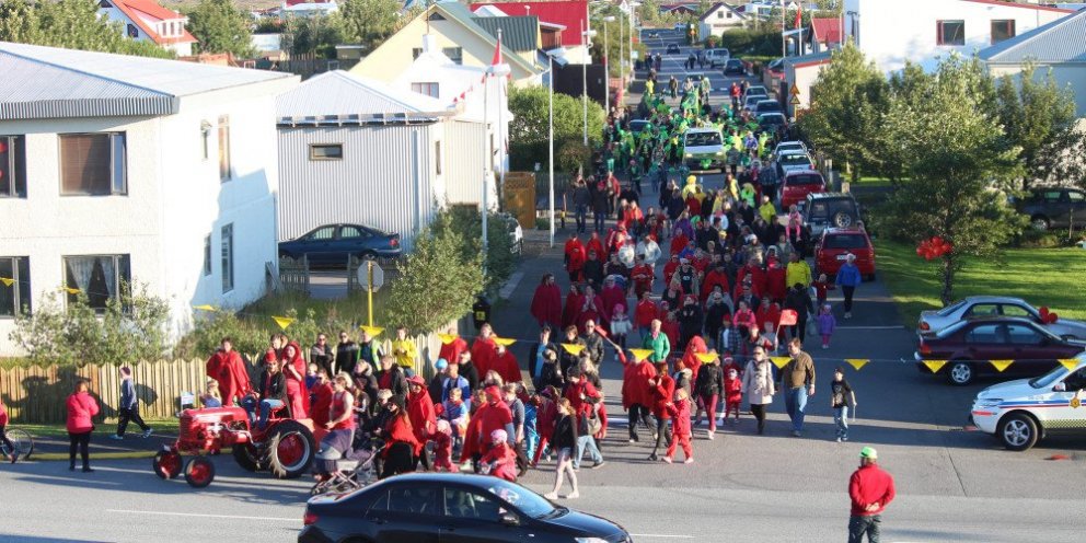 Fjölskyldudögum 2021 frestað