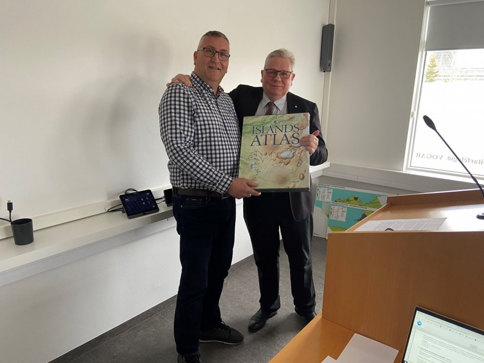 100. fundur Jóngeirs Hjörvars Hlinasonar í bæjarstjórn