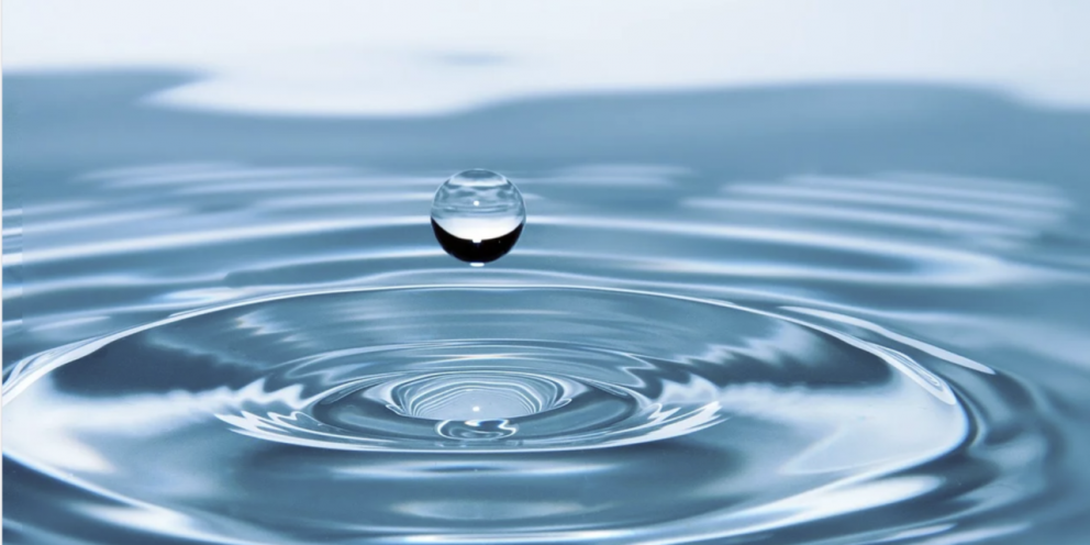 Vatn tekið af hluta Kirkjugerðis, Hafnargötu og Heiðargerðis - KOMIÐ Í LAG