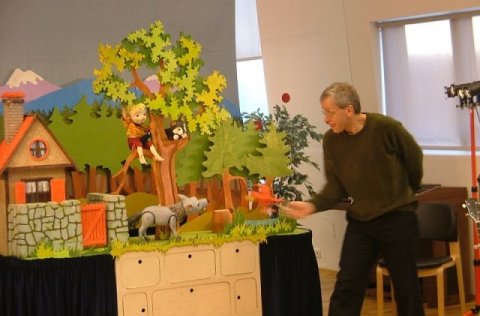 Sýningin Pönnukakan hennar Grýlu í Álfagerði