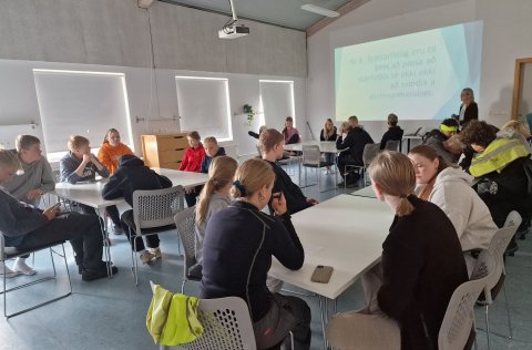 Vinnuskólinn - enn meira um réttindi og skyldur á vinnumarkaði, verðlaun og pizzaveisla