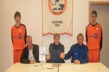 Fótboltasumarið að hefjast í Vogum