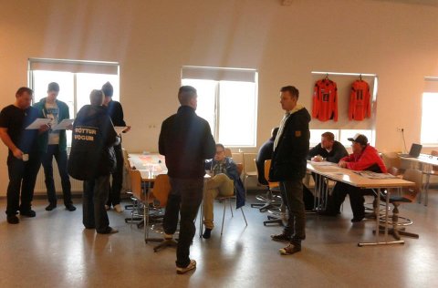 Þróttarakaffið rúllar vel af stað