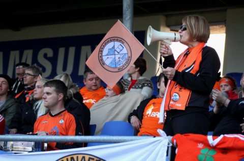 Þróttarar fengu skell ....