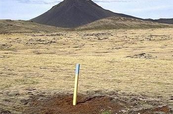 AF STAÐ á Reykjanesið. Hvassahraun- Straumur.