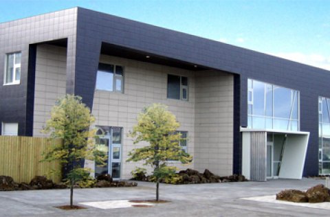 Nesvellir vígðir í dag