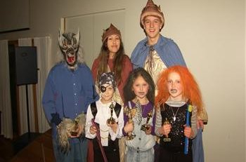 Jólin kvödd með gleði og söng.