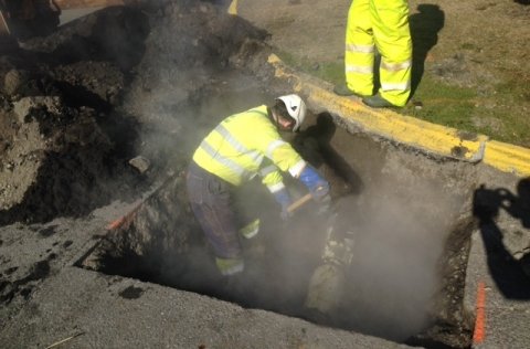 TILKYNNING FRÁ HS VEITUM