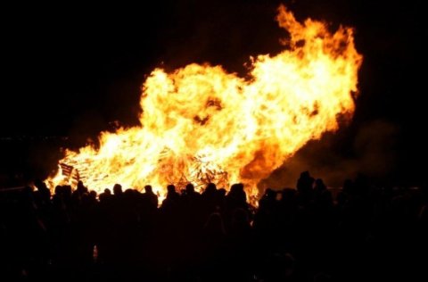 Áramótabrenna 2025