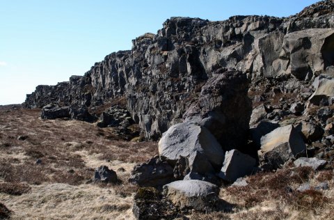 Merking á göngustíg að Hrafnagjá
