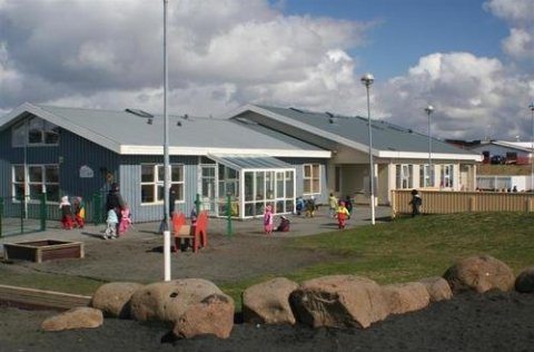 Heildstæð stefna um dagvistun barna í Vogum