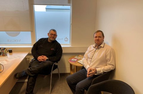 Kristinn Björgvinsson formaður björgunarsveitarinnar Skyggnis og Daníel Arason menningarfulltrúi sve…