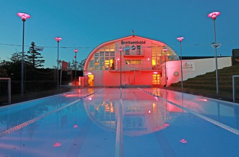 Starf í íþróttamiðstöð